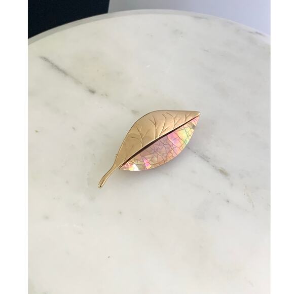 Vintage Liz Claiborne Gold Tone Leaf Brooch with Pink Abalone Shell Inlay Signed - Picture 1 of 10